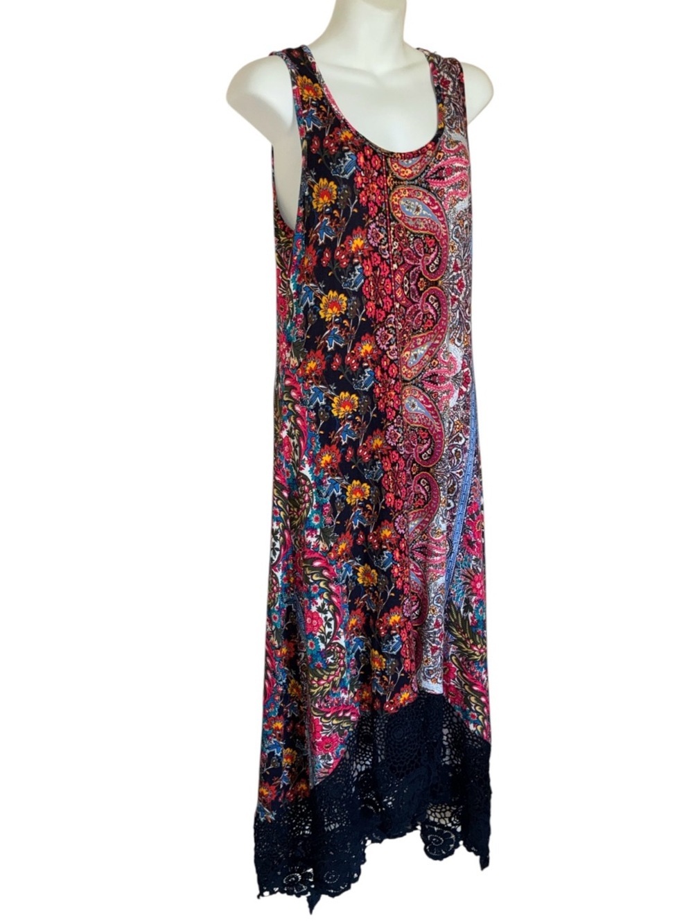Cupio dress, Woman, M, EUC, bold  Multicolor Paisley, Blue Crochet Trim. EUC